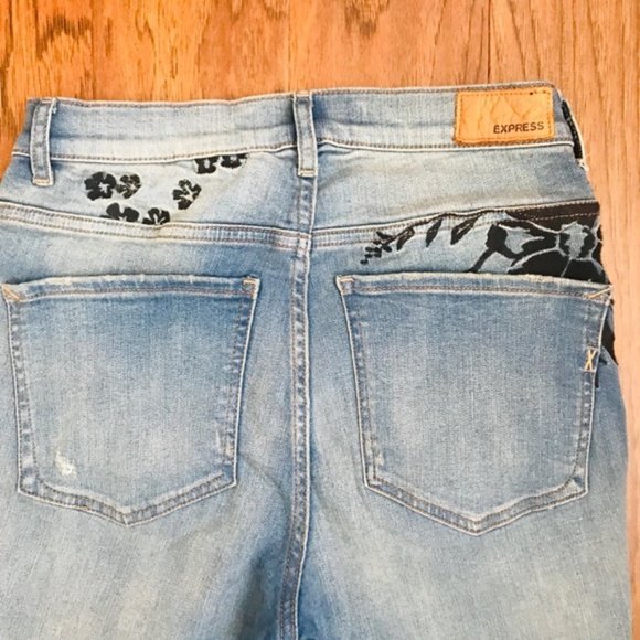 Express Embroidered High Rise Jeans - Picture 4 of 7